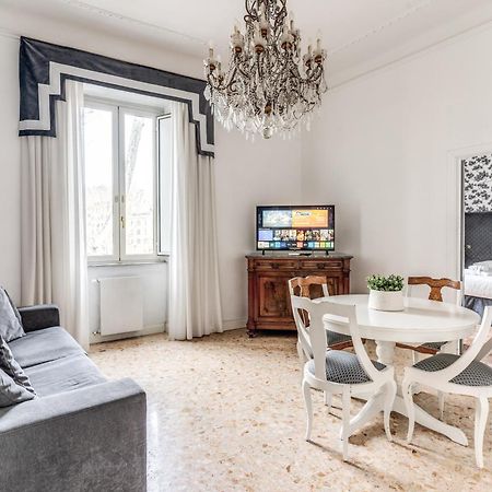 Lovely Renovated Flat By Vatican ローマ エクステリア 写真