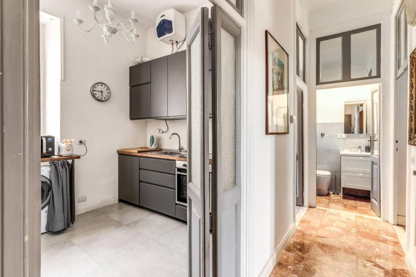 Lovely Renovated Flat By Vatican ローマ エクステリア 写真