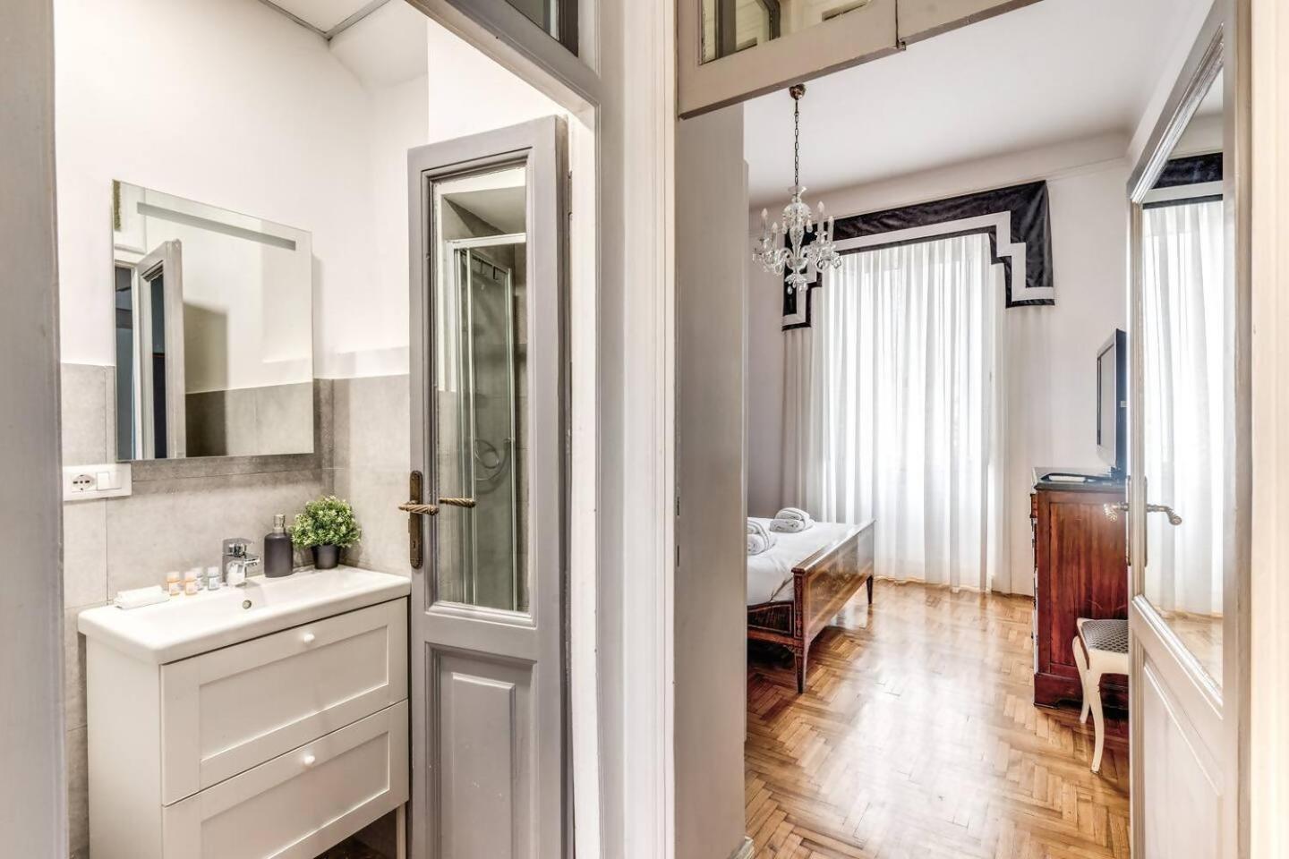 Lovely Renovated Flat By Vatican ローマ エクステリア 写真